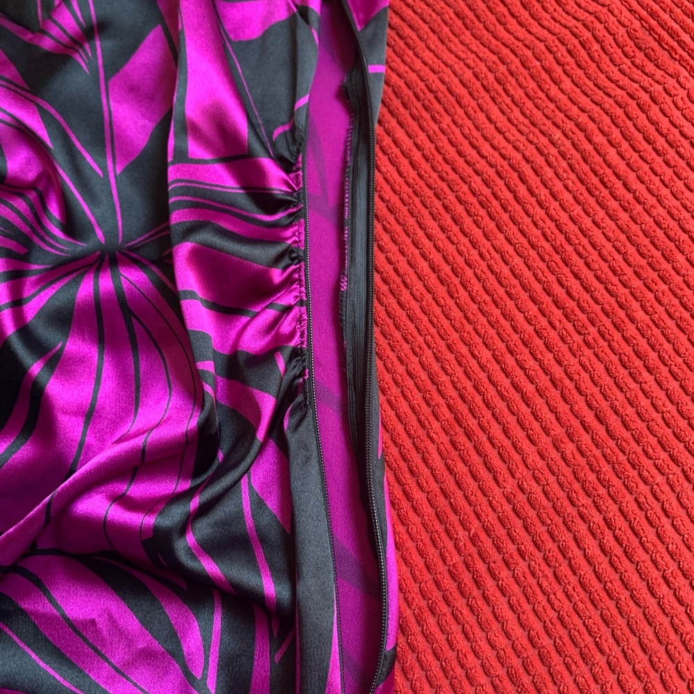 MAGGY LONDON MINI DRESS - Picture 5 of 8